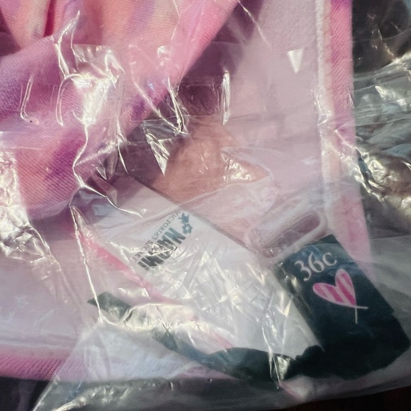 Victoria’s Secret Lightly Lined Forever T-Shirt Demi Bra 36Cute ✨ - Picture 4 of 9